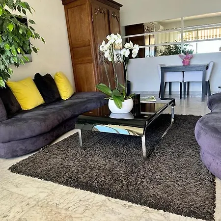 Apartment Bel Avec Vue Mer Villeneuve-Loubet
