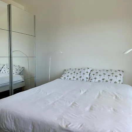 Apartment Bel Avec Vue Mer Villeneuve-Loubet